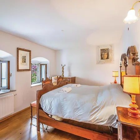 Сasa de vacaciones Two-bedroom Holiday In Comeglians *