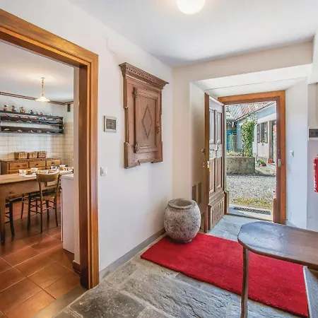 Сasa de vacaciones Two-bedroom Holiday In Comeglians *