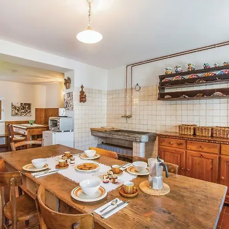 Two-bedroom Holiday In Comeglians * Salars
